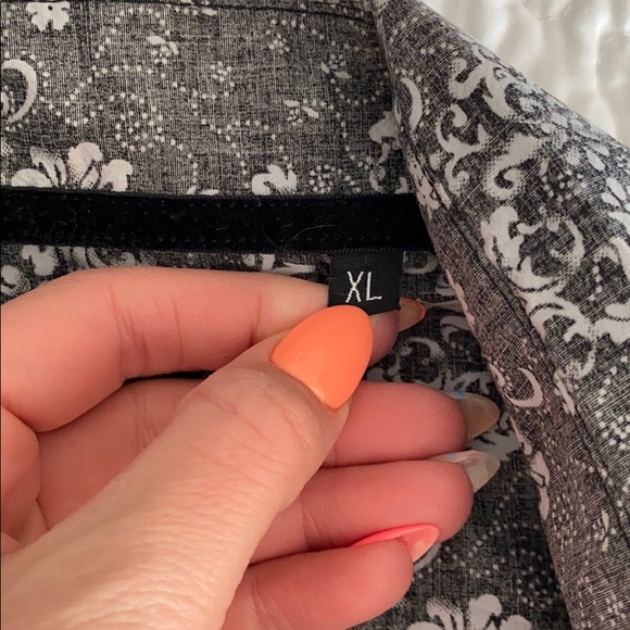 Gray button up - Picture 3 of 4